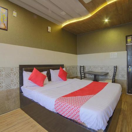 Oyo Flagship Hotel Chandani Rāipur 外观 照片