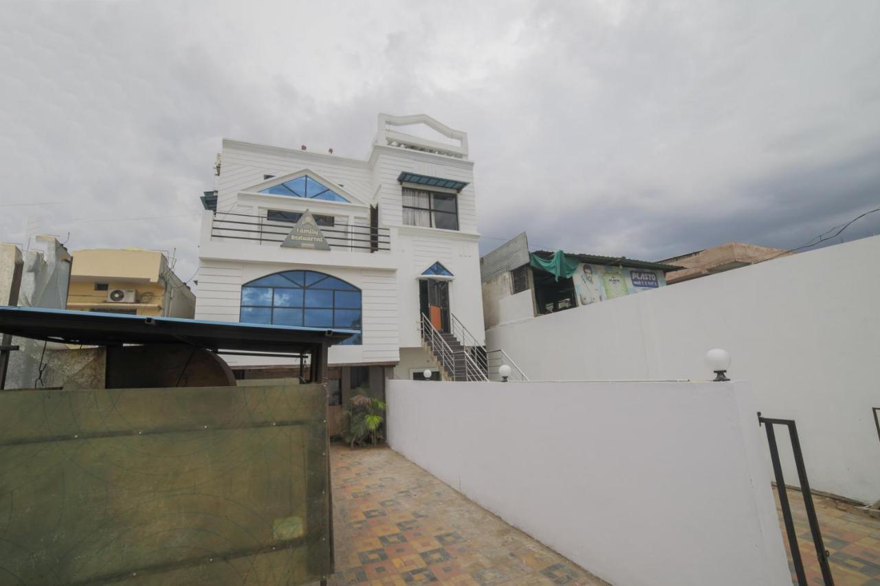 Oyo Flagship Hotel Chandani Rāipur 外观 照片