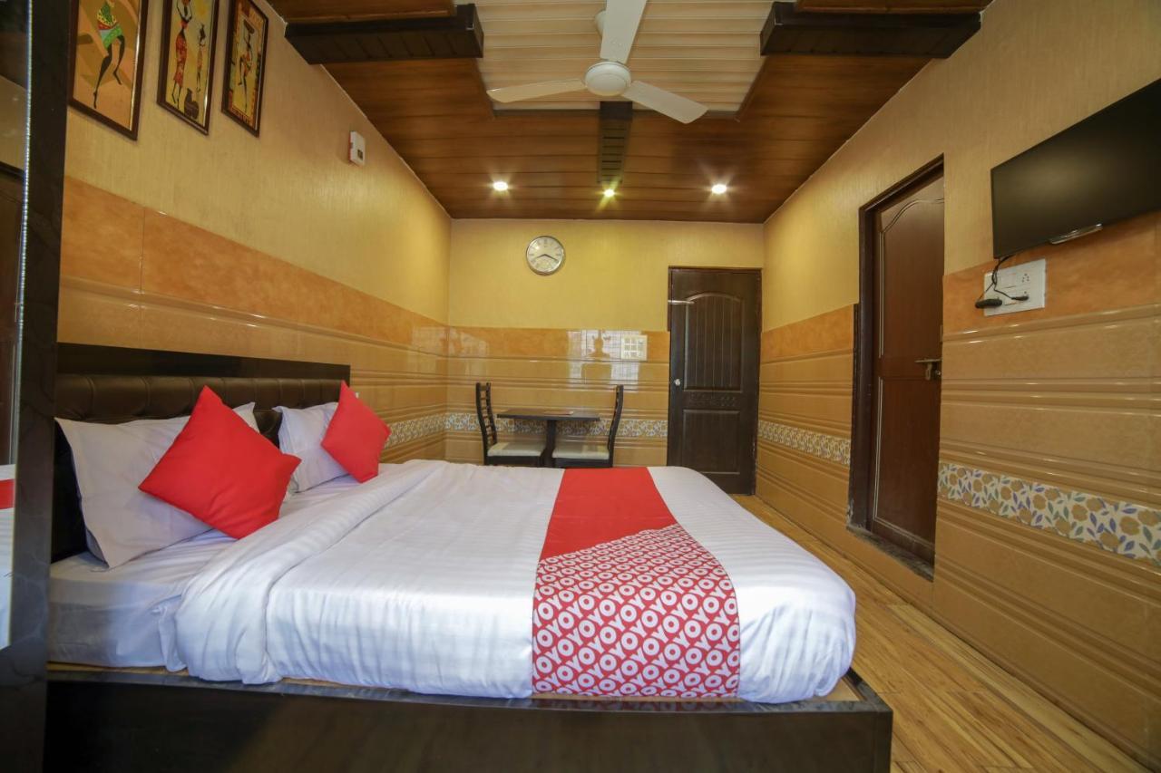 Oyo Flagship Hotel Chandani Rāipur 外观 照片