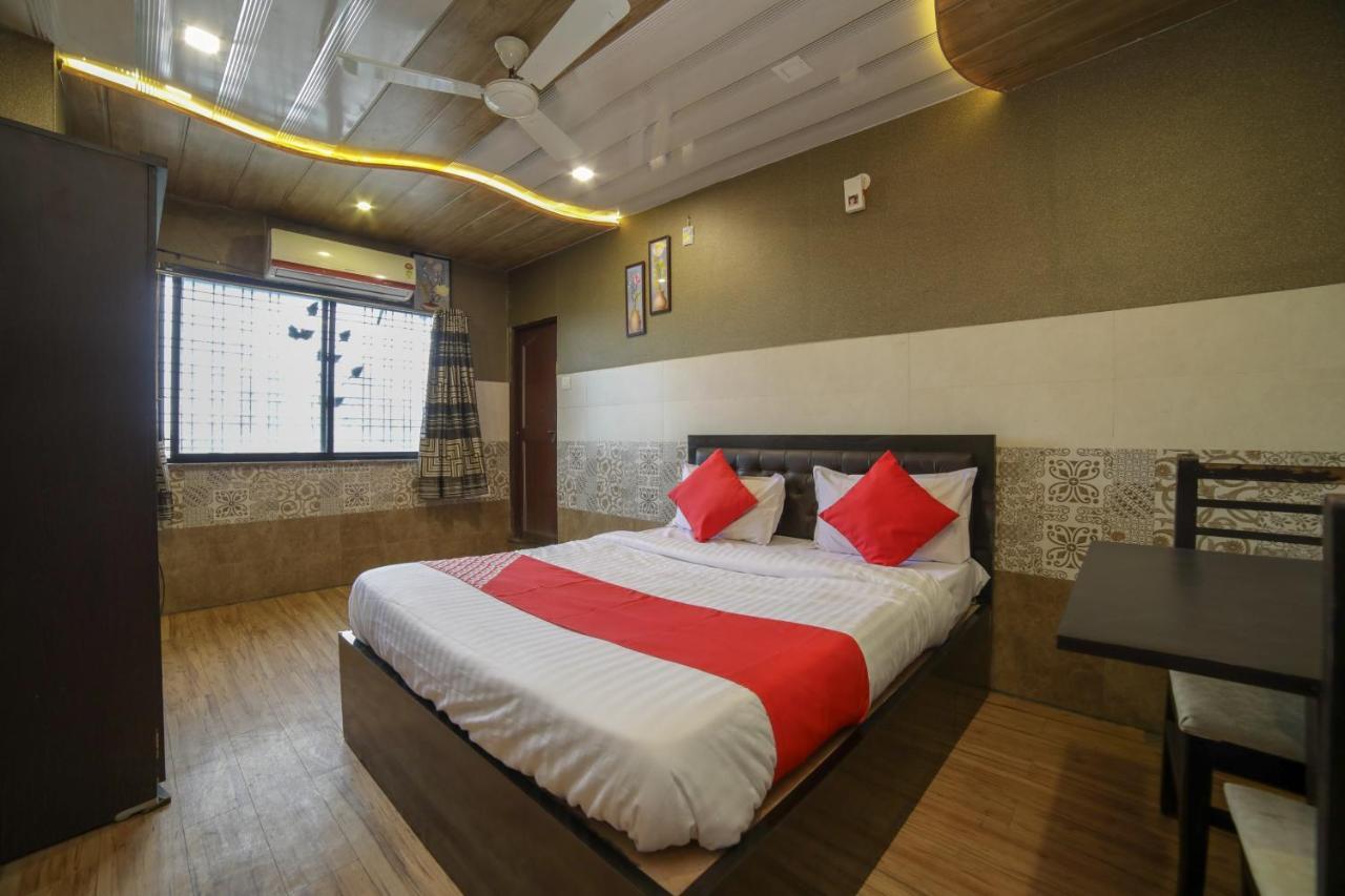 Oyo Flagship Hotel Chandani Rāipur 外观 照片