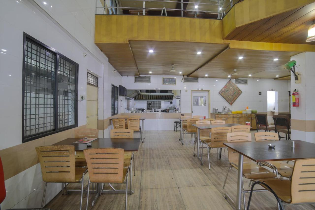 Oyo Flagship Hotel Chandani Rāipur 外观 照片