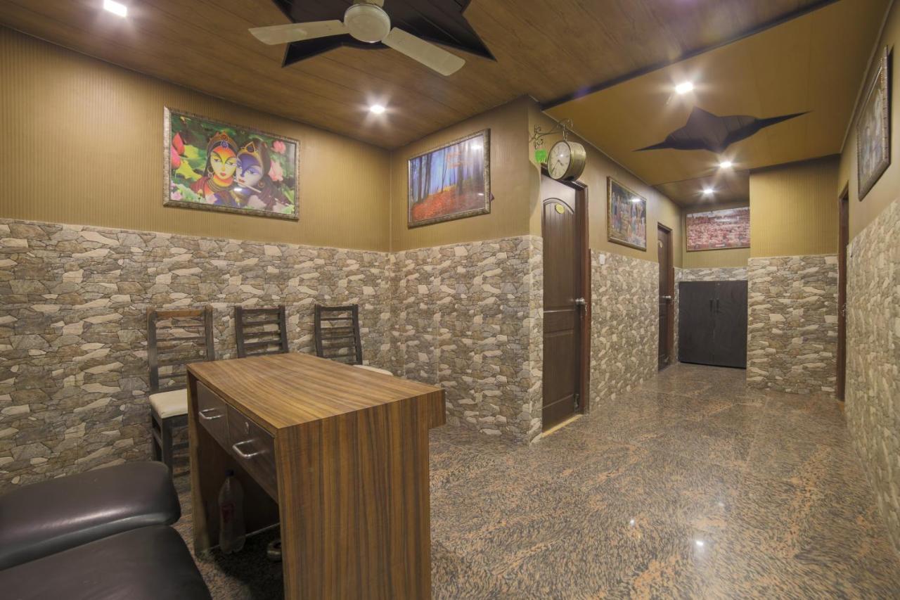 Oyo Flagship Hotel Chandani Rāipur 外观 照片