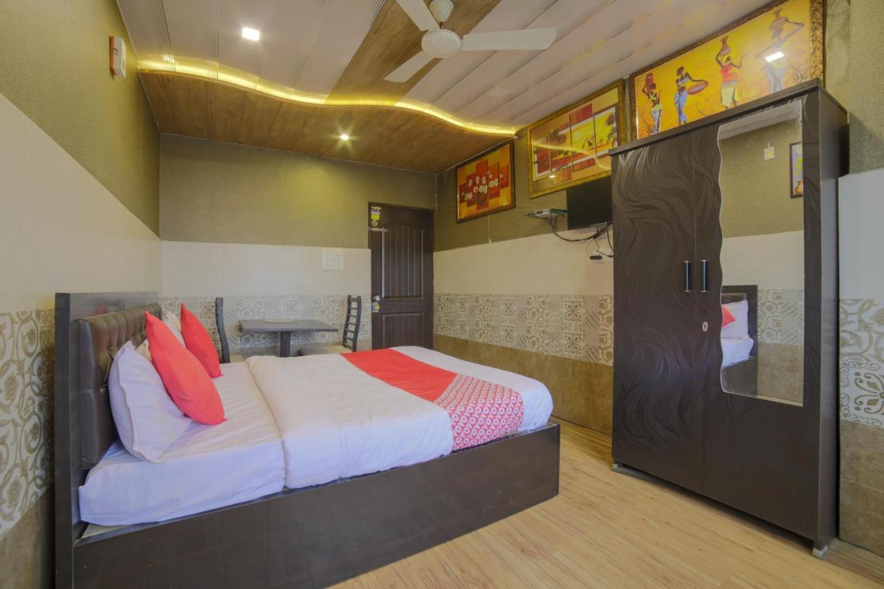 Oyo Flagship Hotel Chandani Rāipur 外观 照片